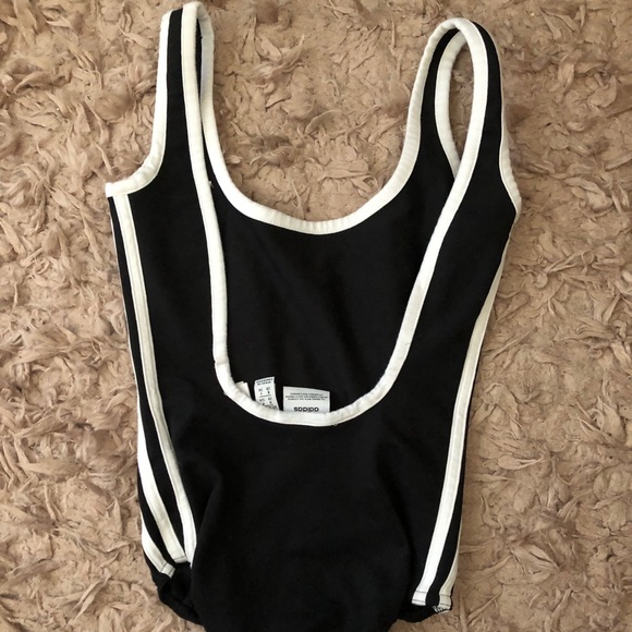 Adidas black bodysuit - Picture 3 of 9